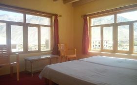 Hotel Rigyal